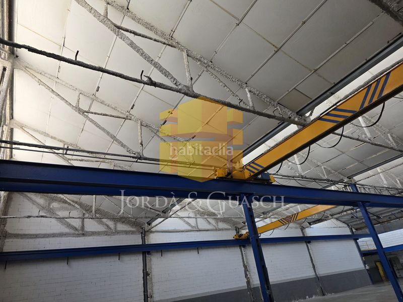 Foto bddae1ec-7ca1-428b-832c-0de3dde2e292. Miete fabrikhalle in carrer de lepanto 19 in Almeda - El Corte Inglés Cornellà de Llobregat