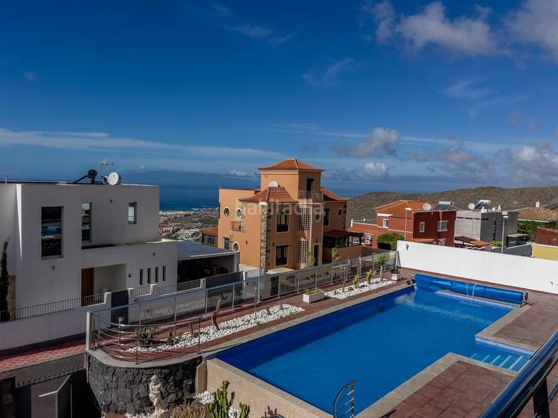 Foto 242db4d0-eaf5-4733-8216-d714ab10e702. Casa con piscina in Torviscas Centro y Alto Adeje
