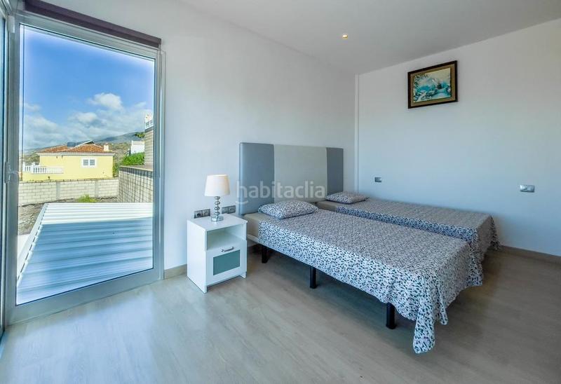 Foto bbe3431f-d374-4dc7-b9c9-790616fe0675. Casa con piscina in Torviscas Centro y Alto Adeje