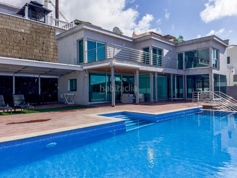 Foto e412cd26-5bd0-4f5f-87e0-f4de0ac3bce8. Casa con piscina in Torviscas Centro y Alto Adeje