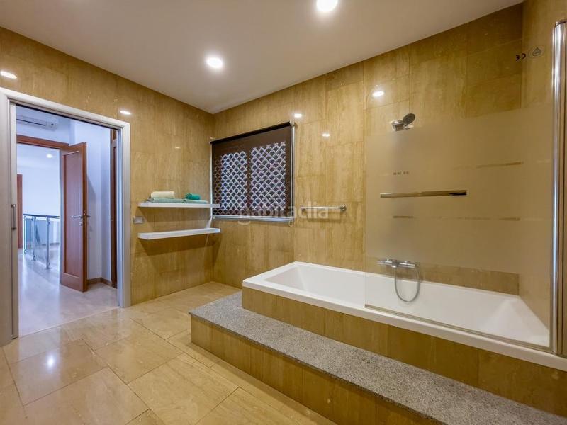 Foto e8e0f891-a82c-4fba-877b-0e026f0ff00b. Casa con piscina in Torviscas Centro y Alto Adeje