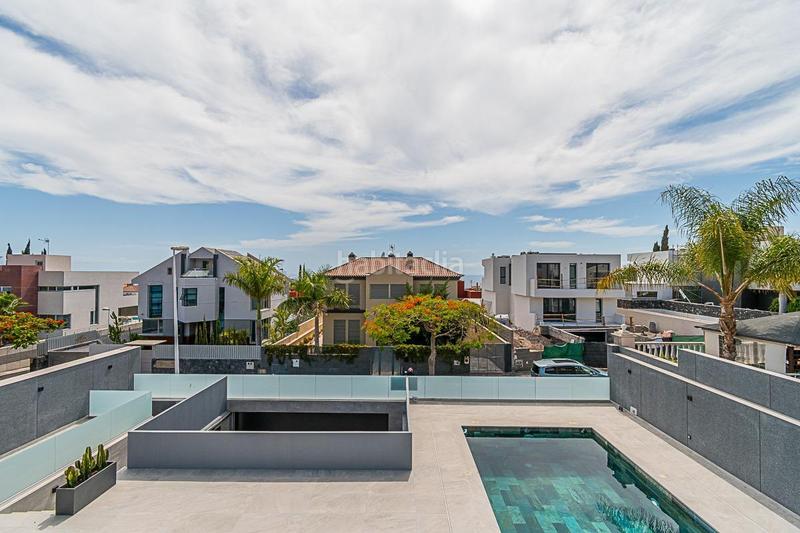 Foto 7db7b6ad-49ef-4208-ab09-ee190e2ff08d. Casa con parcheggio piscina in Playa Fañabé Alto Adeje