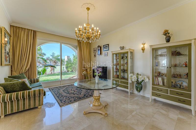 Foto b3487c4f-5fd8-4c04-9d1d-9bb2158a2f24. House with parking pool in La Caleta Adeje