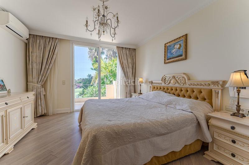 Foto f83a1feb-201c-4252-828b-1b6f178c773a. House with parking pool in La Caleta Adeje