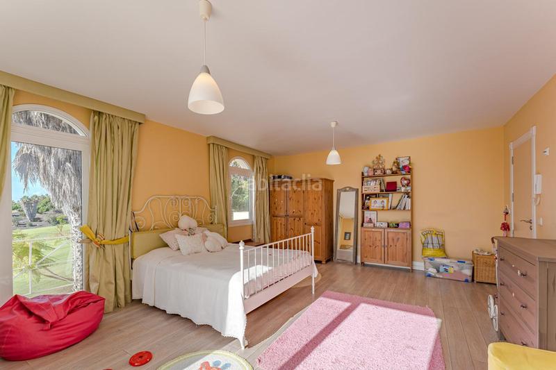 Foto fd980815-7c84-4502-b56d-4311d2db7693. House with parking pool in La Caleta Adeje