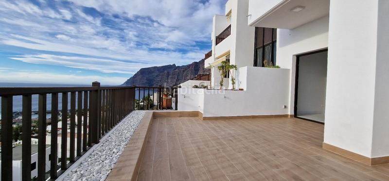 Foto 20da4e5f-e00a-46b5-bcc4-46b542414885. Duplex with pool in Acantilados de Los Gigantes Santiago del Teide