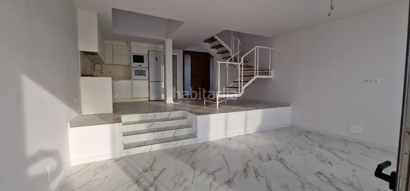 Foto ee8fd75a-e631-4adc-be0d-449fa6d99432. Duplex with pool in Acantilados de Los Gigantes Santiago del Teide