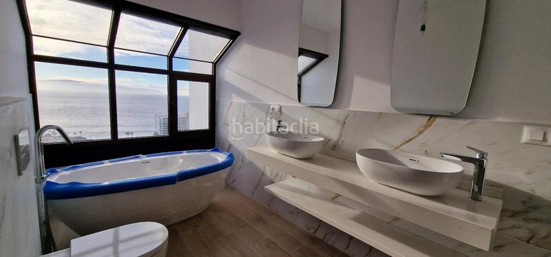 Foto 937f938a-18ee-4c57-8824-7d7fdfb8827c. Zweistöckige wohnung mit pool in Acantilados de Los Gigantes Santiago del Teide