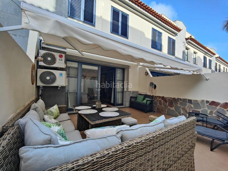 Foto 2af4d420-bd8b-40c5-b28d-4d8fe541b1f5. Haus mit parking pool in Playa Fañabé Alto Adeje