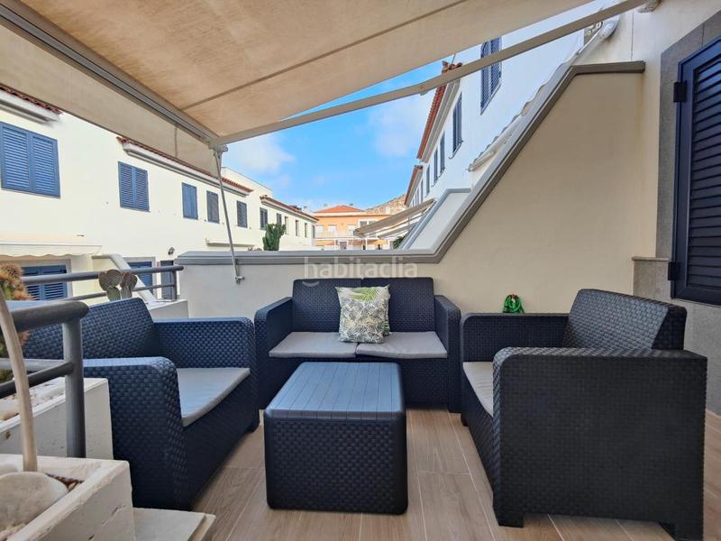 Foto 44de1d44-61c1-4408-b995-ba04a60fc48a. Haus mit parking pool in Playa Fañabé Alto Adeje