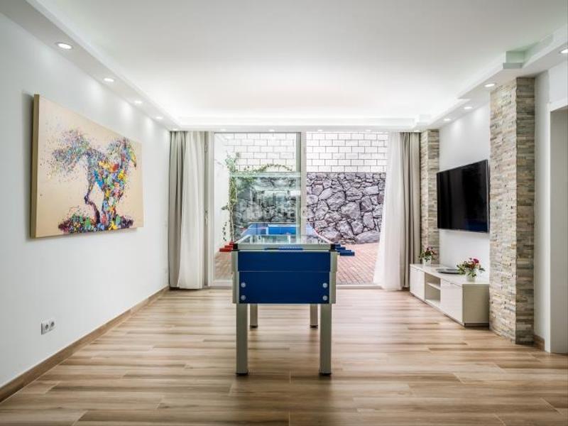 Foto 25bbf3c1-95fb-4db0-95ba-b3a0bc5dfd9d. Maison avec piscine dans Playa Fañabé Alto Adeje