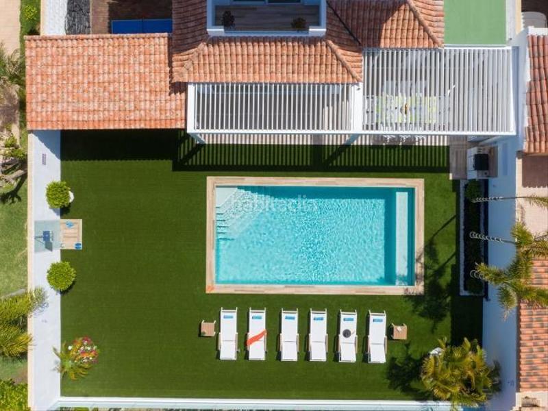 Foto ec2086fe-ea76-476b-ac93-b446debc85dc. Maison avec piscine dans Playa Fañabé Alto Adeje