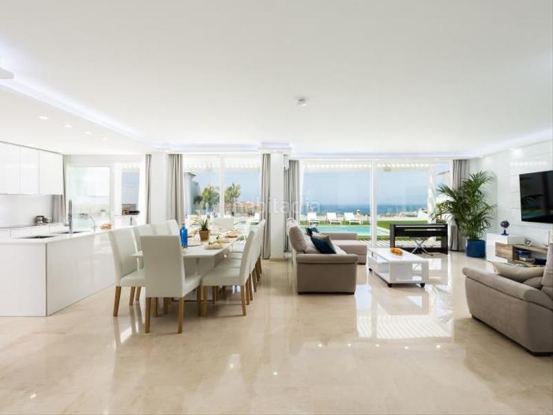 Foto fa3f9b36-cd01-4a1b-b772-3f5dc5448d57. Maison avec piscine dans Playa Fañabé Alto Adeje