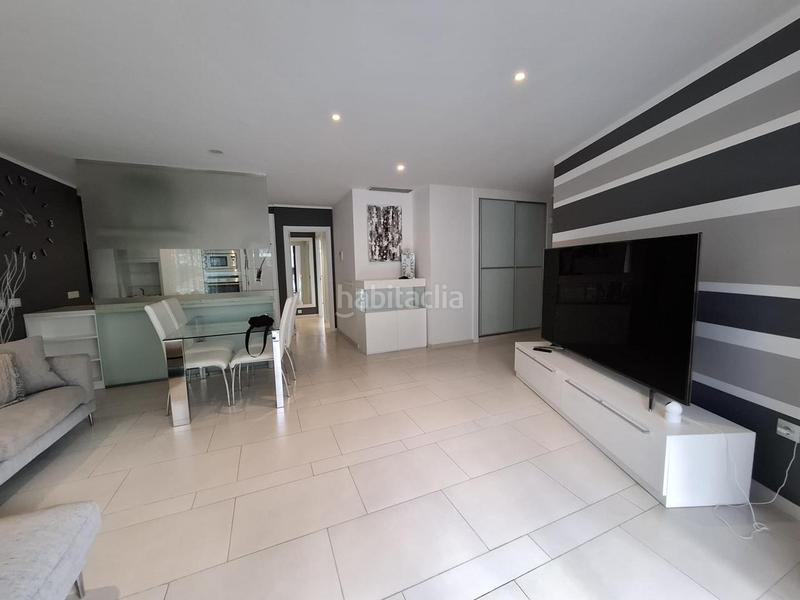 Foto 4bb3f3e1-863a-4a5f-959d-3161f9071651. Ground floor with parking pool in Palm - Mar Arona