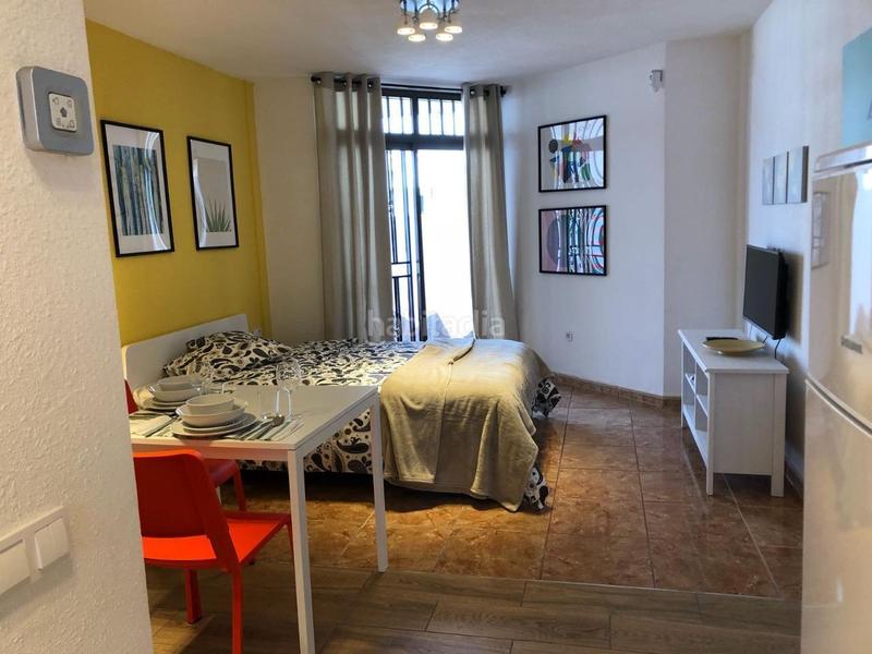 Foto b755a089-353c-498d-add3-facf571e907f. Estudio en Los Cristianos Arona