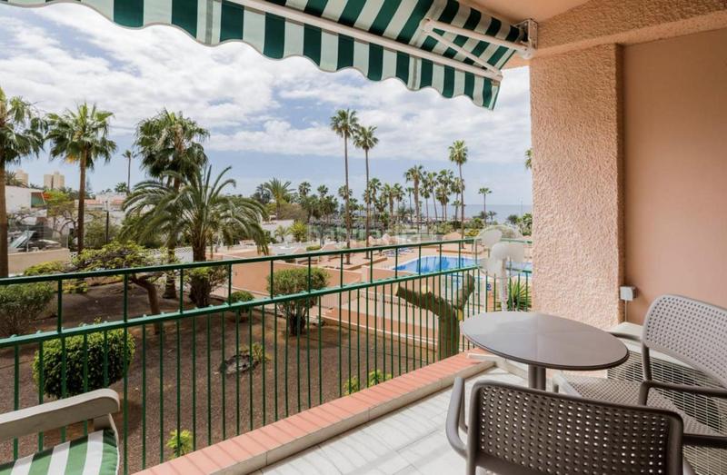 Foto f04da3b6-89b0-4273-9683-b3468ab4b62d. Appartamento con piscina in Playa de las Américas Adeje