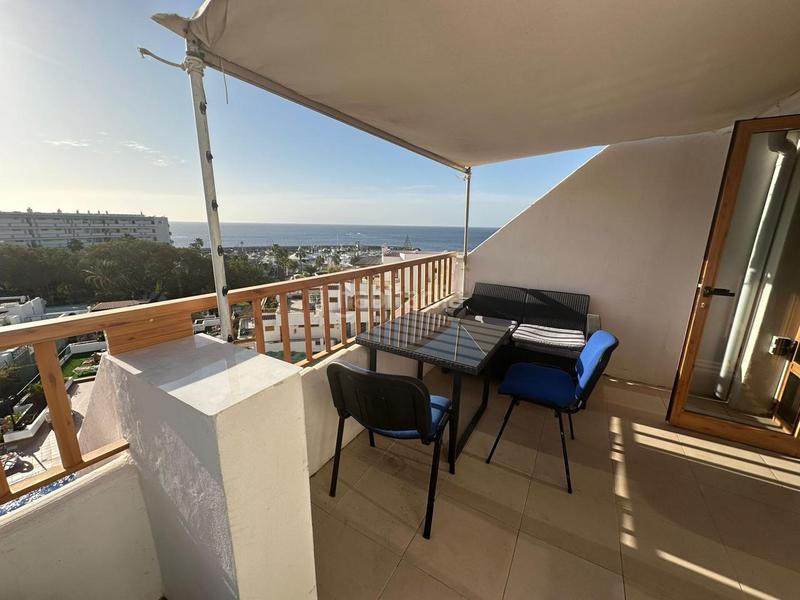 Foto 23d9e3a0-73f2-46d4-8397-4a6d3bbcd52a. Etagenwohnung mit pool in San Eugenio Bajo Adeje