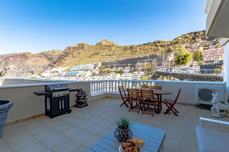 Foto dda06707-d7b0-456b-8bbd-fd542aa48cb1. Flat with parking pool in Puerto de Santiago Santiago del Teide