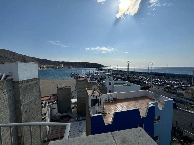 Foto a4e9687a-cf30-43a1-aed1-5a9c928c99b1. Penthouse with parking in Los Cristianos Arona