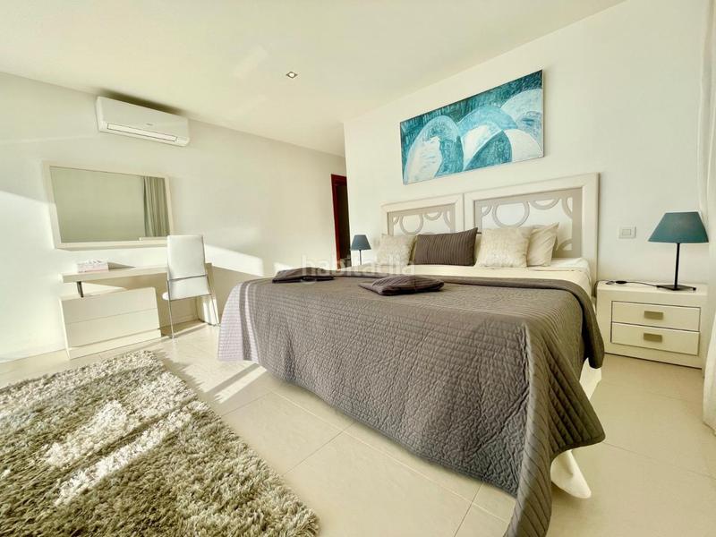 Foto 3c79f780-fb54-4cdc-8145-e287ba65bb54. Haus mit parking pool in Playa Fañabé Alto Adeje