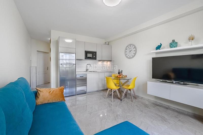 Foto 287a69e7-c4a6-43ff-a77a-19546f963988. Etagenwohnung mit pool in Torviscas Bajo Adeje