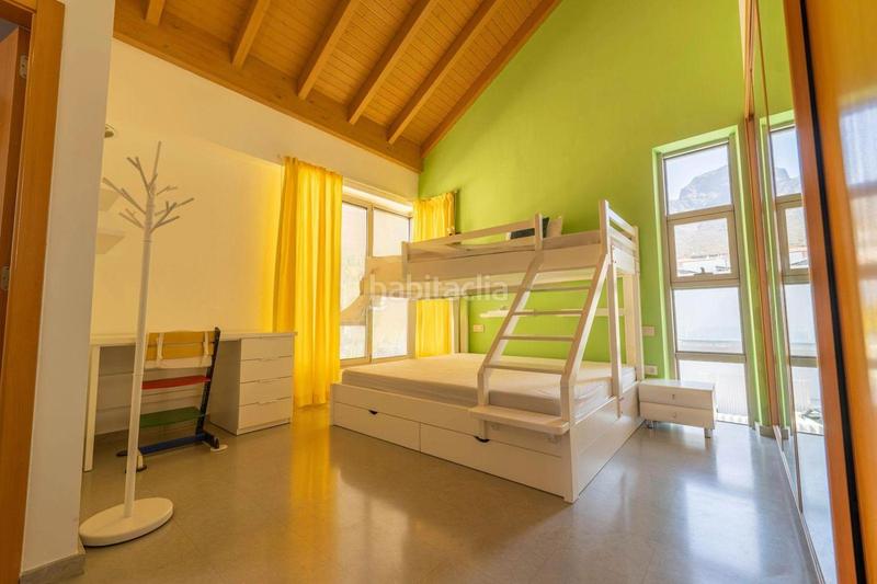 Foto e8060f0e-9650-4096-b716-f971dbd65c4a. House with parking pool in Playa Fañabé Alto Adeje