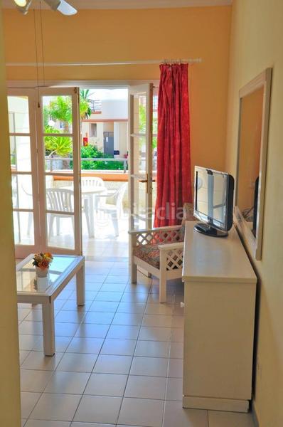 Foto ed229d4f-15f2-482b-a567-7a62400c120f. Erdgeschoss mit pool in Playa de Fañabé Adeje