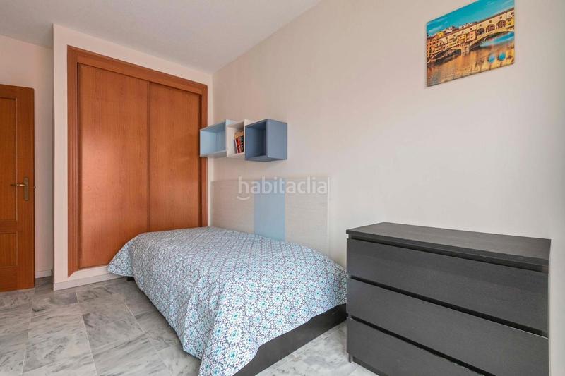 Foto ee96b21f-28e7-473f-ad78-716e8ea0a919. Appartamento con parcheggio in El Fraile Arona