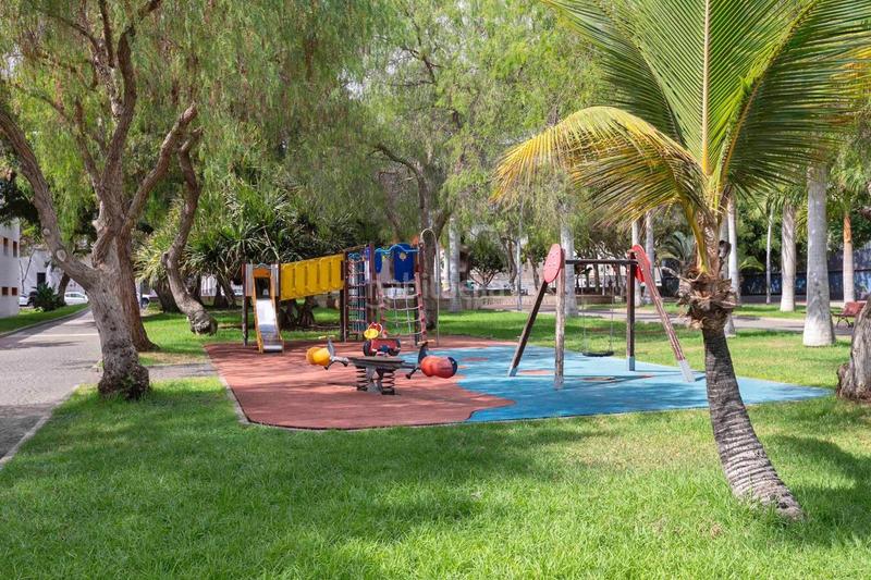 Foto 25687344-3e75-4b23-9049-64fc34926708. Etagenwohnung mit parking in El Fraile Arona