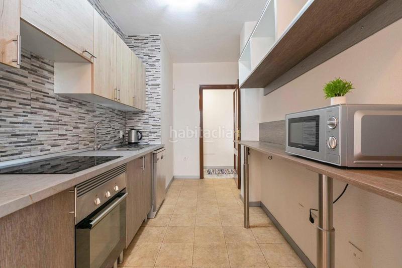 Foto d9adb736-5d3b-4141-a33a-1a247d692a39. Flat with parking in El Fraile Arona