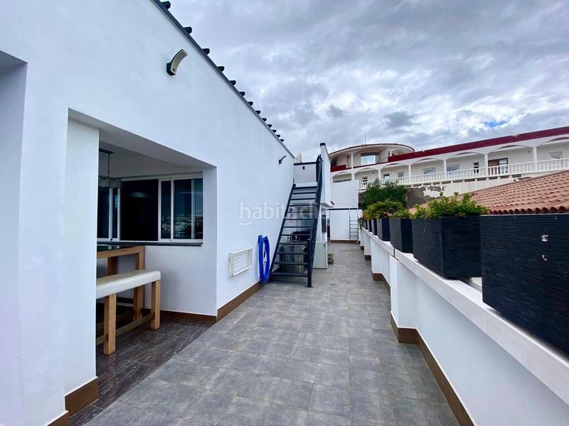 Foto 57b87955-4976-4940-8e6d-2e780ae43b58. House with parking pool in La Caleta Adeje