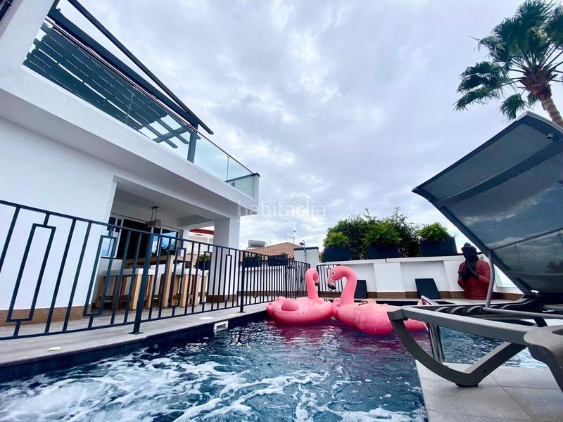 Foto ea7e2e92-1f75-473e-9ce1-350dbedfcdc3. House with parking pool in La Caleta Adeje