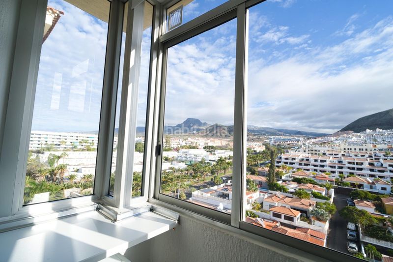 Foto 0b15f614-165b-4695-a848-aca4a0514a5b. Apartament amb piscina a Los Cristianos Arona