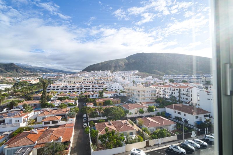 Foto b7c2f604-12fd-4389-8abf-f8fd469bb752. Apartament amb piscina a Los Cristianos Arona