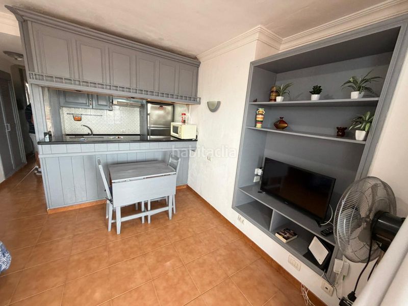 Foto 7f31342d-b184-4571-88a7-e8cf0a79d990. Apartament amb piscina a Playa de las Américas Arona