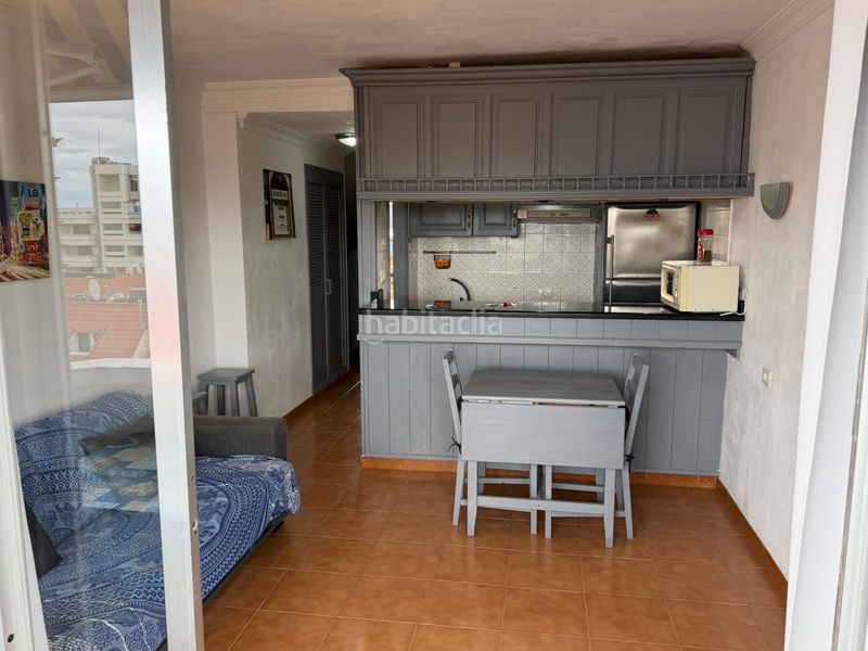 Foto adedd29d-15e1-44ec-970a-844fa9f9a685. Apartament amb piscina a Playa de las Américas Arona