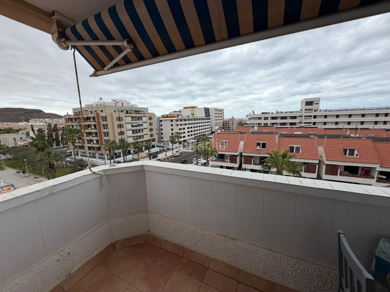 Foto db3462f4-b808-4a1a-8807-cfb9d5b23726. Apartament amb piscina a Playa de las Américas Arona