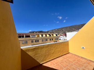Duplex in Valle San Lorenzo. Triplex adosado en valle san lorenzo