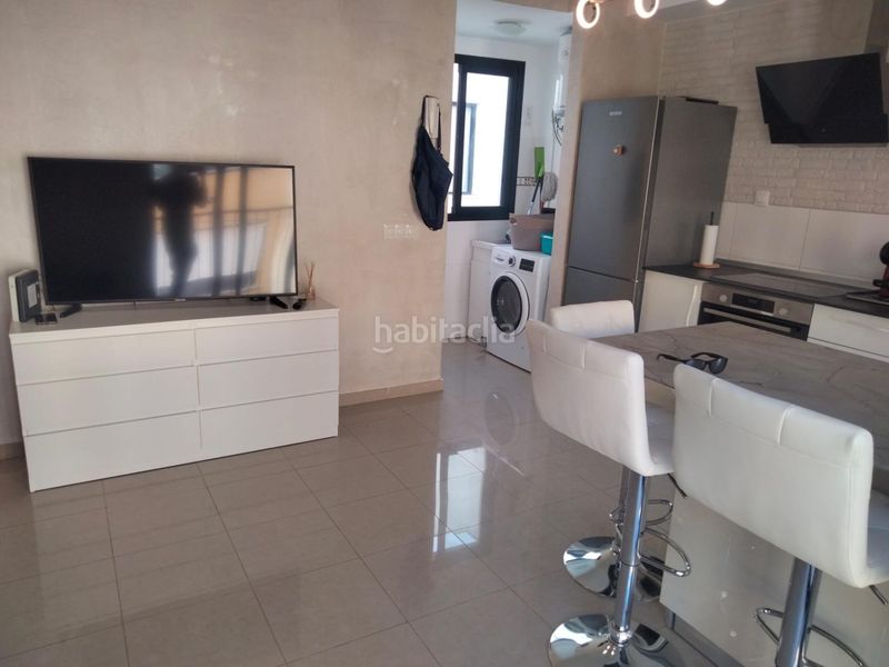 Foto dcb468a5-fab1-40c4-bd11-d9d346b46893. Apartament amb aparcament a Casco Urbano Adeje