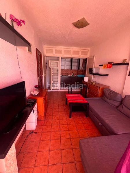 Foto 7ae0e0e3-b60b-49ab-935e-869b7cd8ccd4. Apartament amb piscina a Los Cristianos Arona