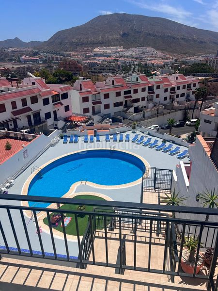 Foto f3d93527-caf9-438c-821d-5c2d22929cef. Apartament amb piscina a Los Cristianos Arona