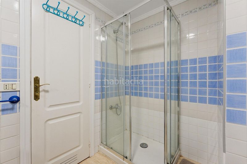Foto 7f32027b-65de-4e73-8a08-8bad2d5f8f8f. Apartament amb aparcament piscina a Playa Fañabé Alto Adeje