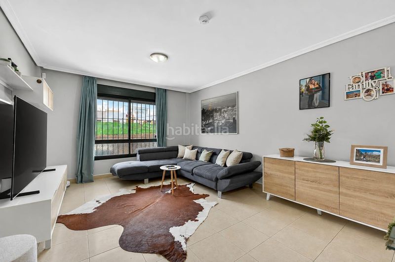 Foto 37de2568-55b3-4942-9beb-d47b708ce427. Apartament amb aparcament a Guargacho Arona