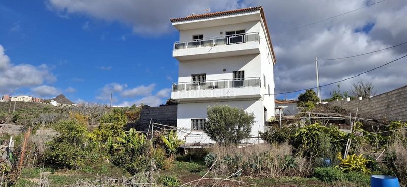 Foto 0219f6c5-2016-4023-862e-fc506f18de41. Casa a La Camella Arona