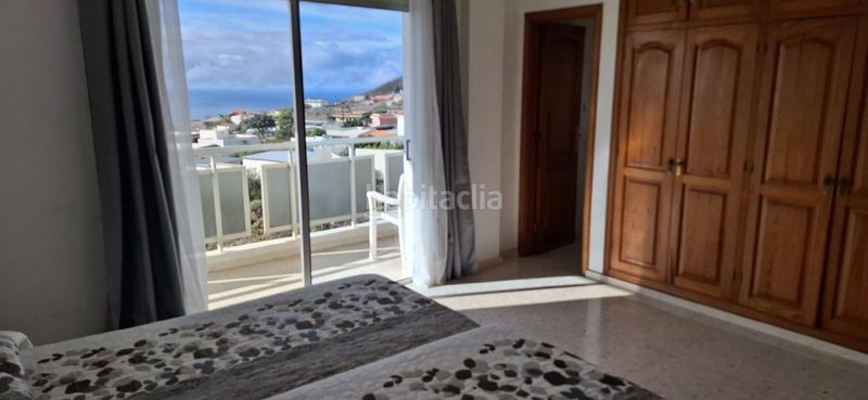 Foto 8ff08080-de1e-4b69-b2a4-3065977f9a99. Casa a La Camella Arona