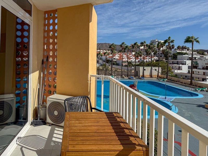 Foto cee17652-1a33-4699-9b67-f746374cd7cf. Apartament amb aparcament a Playa de las Américas Arona