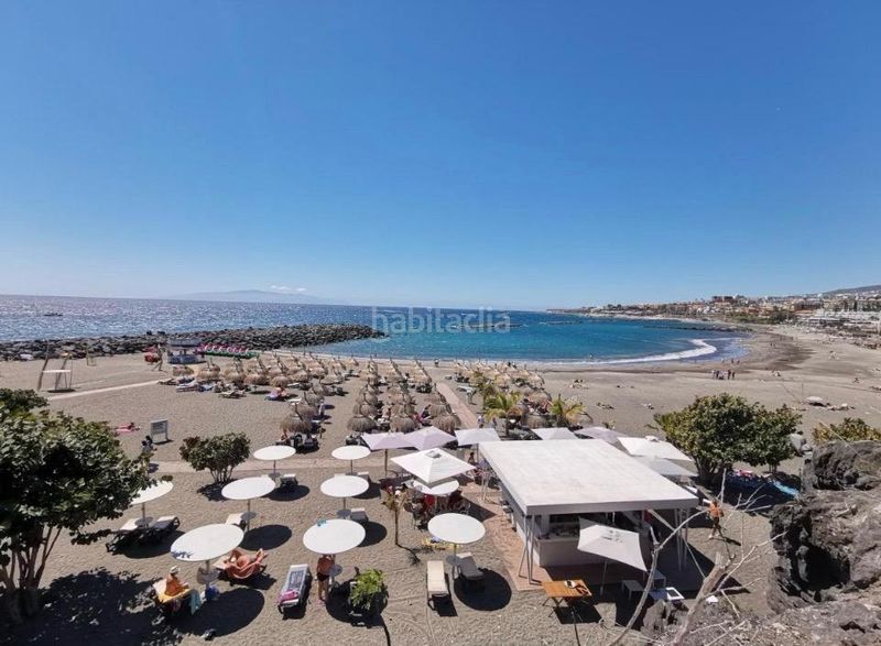 Foto a892c45f-c328-4e50-a1d7-05738d6758fa. Casa amb piscina a Playa del Duque Adeje