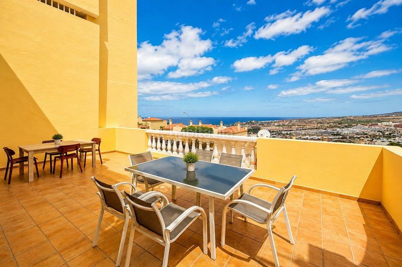 Foto 015425a6-0b3b-4005-b268-cb331e9c9e05. Apartament amb piscina a Torviscas Centro y Alto Adeje