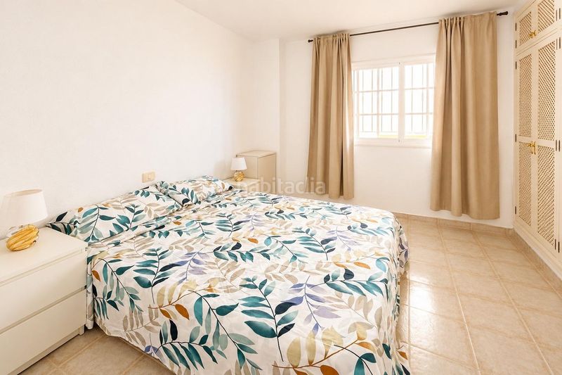 Foto 0c02aed3-88c0-4c1a-988a-f239189b4678. Apartament amb piscina a Torviscas Centro y Alto Adeje