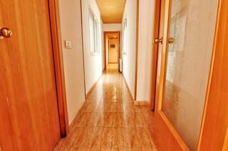 Appartement à La Roureda. Piso grande y soleado zona peatonal oportunidad
